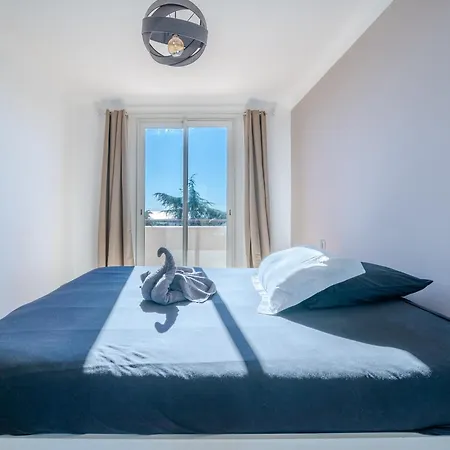 Superbe 3p Vue Avec Parking アパート ニース