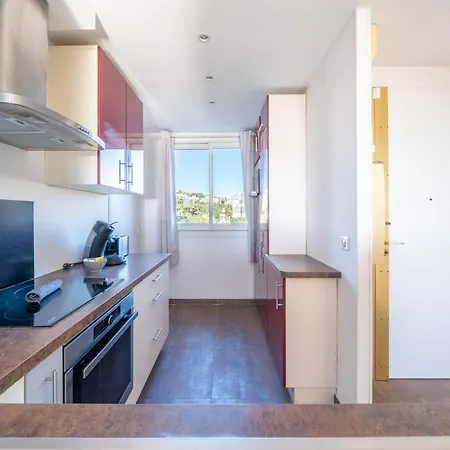 Apartamento Superbe 3p Vue Avec Parking *