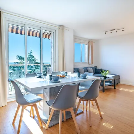 Superbe 3p Vue Avec Parking