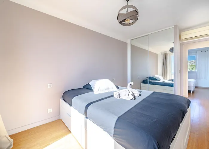 Superbe 3p Vue Avec Parking *